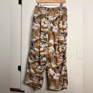 BDG Camouflage Patterned pants